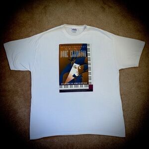 (#138) Vintage 1995 Smithsonian Institution Exhibition T-Shirt